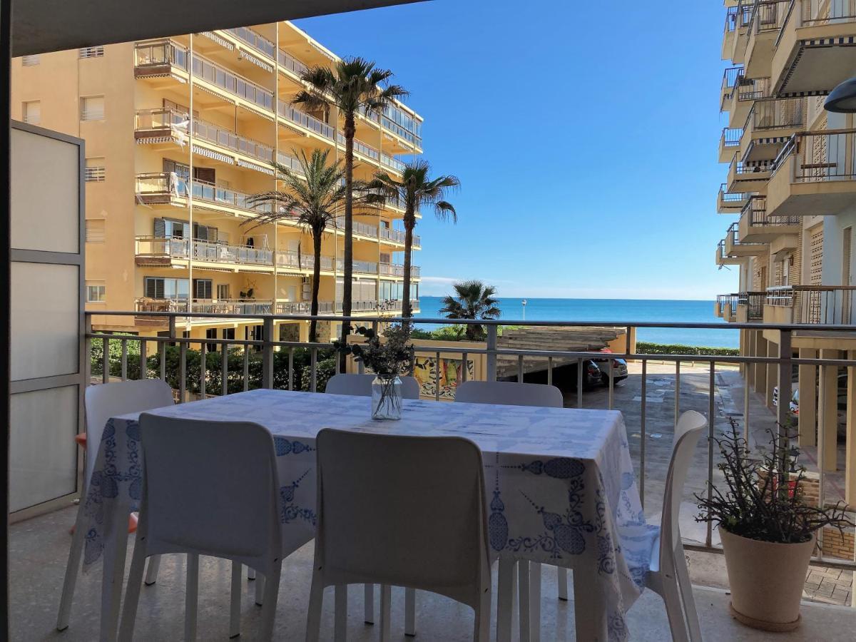 Large Apartment With Sea Views 수웨카 외부 사진