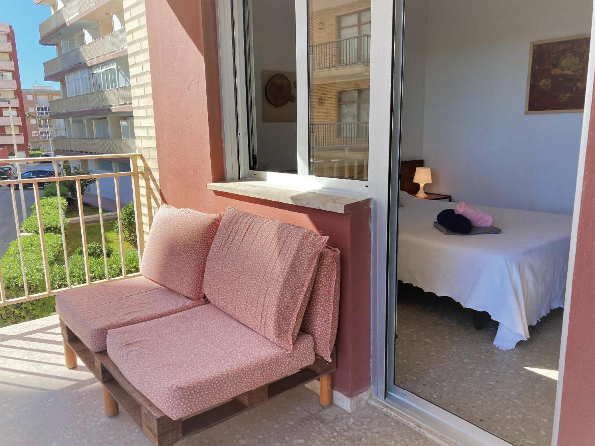 Large Apartment With Sea Views 수웨카 외부 사진